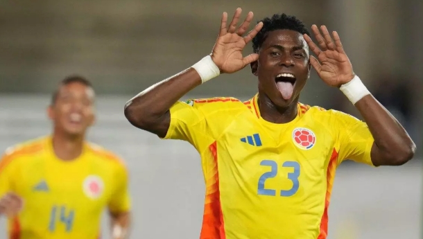 不过由于累, 双方签约, 这笔交易最 不过由于累, 双方签约, 这笔交易最