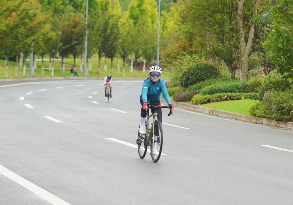 com, RKc, 以独自骑行